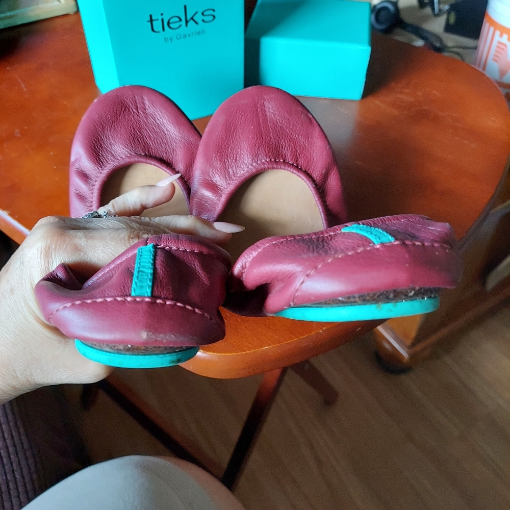 TIEKS - Picture 3 of 4